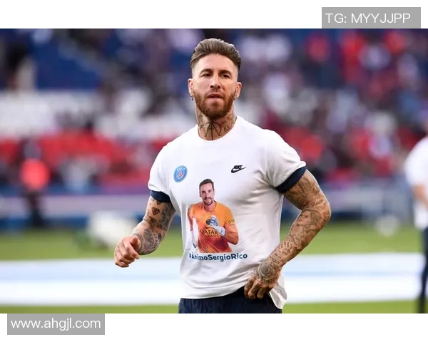 身高一米五的足球小巨人们 跨越极限的足坛传奇与非凡表现 身高一米五的足球小巨人们 跨越极限的足坛传奇与非凡表现