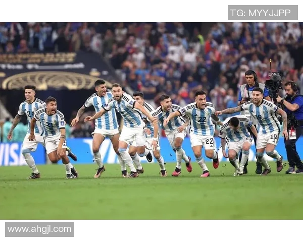 国外足球星探的核心人物及其在球员发掘中的重要作用分析 国外足球星探的核心人物及其在球员发掘中的重要作用分析