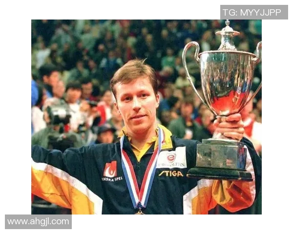 盘点各号传奇球星从七号巨星到十号大师的荣耀与时代风云 盘点各号传奇球星从七号巨星到十号大师的荣耀与时代风云